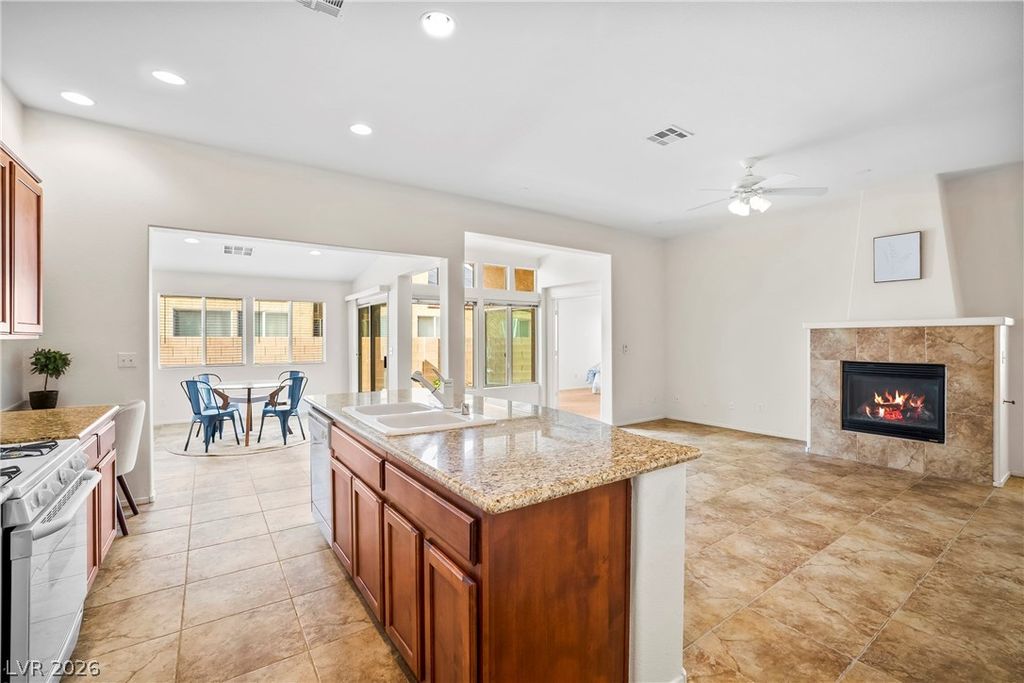 3429 Glacial Lake Street, Las Vegas, NV 89122