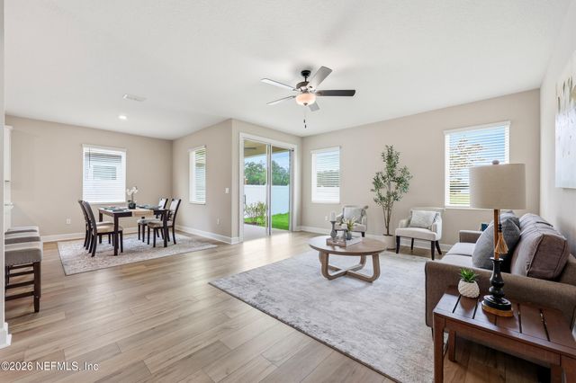 3978 GAREYS FERRY Way, Middleburg, FL 32068