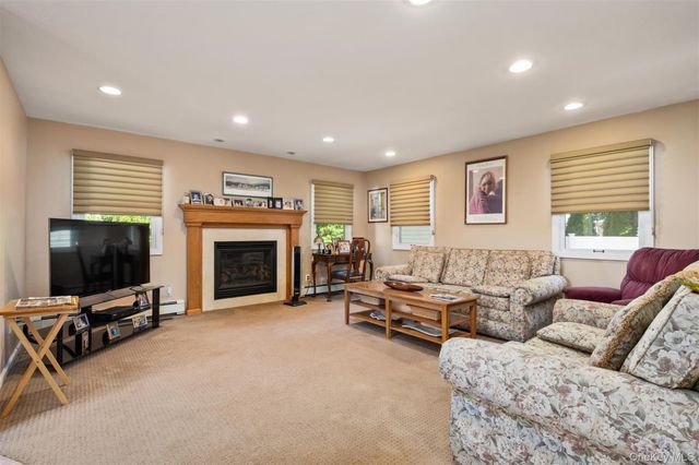 7 Briarcliff Drive, Merrick, NY 11566