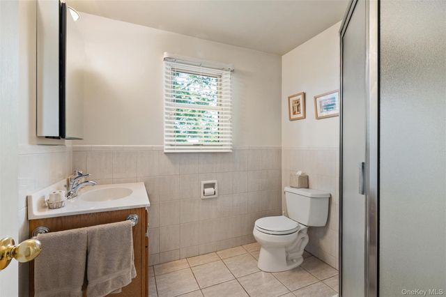 7 Briarcliff Drive, Merrick, NY 11566