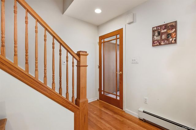 7 Briarcliff Drive, Merrick, NY 11566