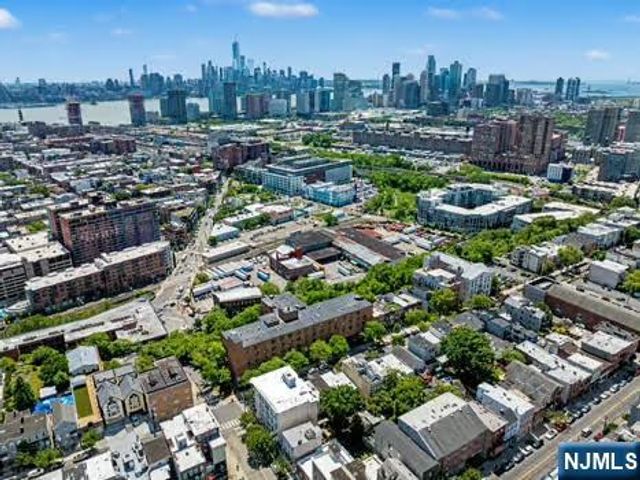 29 Franklin Street 2, Jersey City, NJ 07307