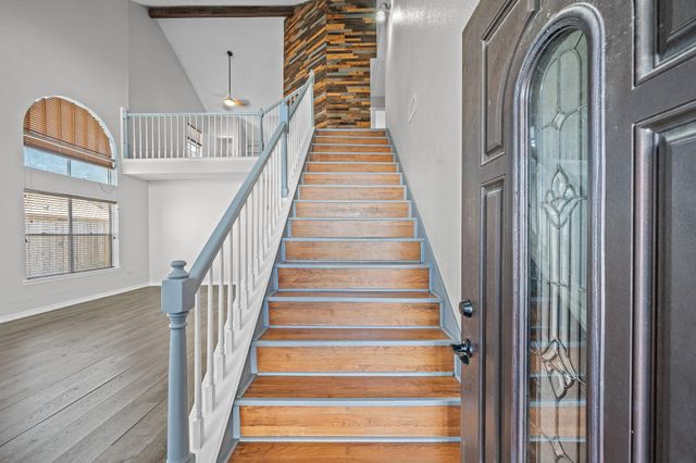 11123 Gatesden Drive, Tomball, TX 77377