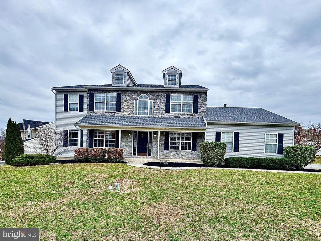 1512 ASPEN DR, Pottstown, PA 19464