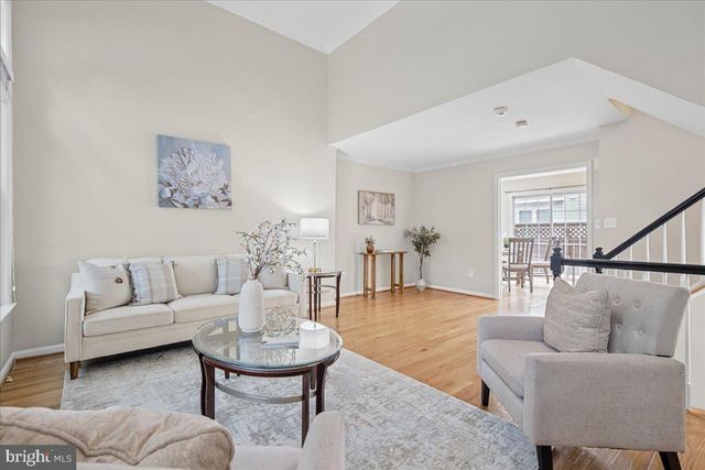 4668 W BRADDOCK RD, Alexandria, VA 22311