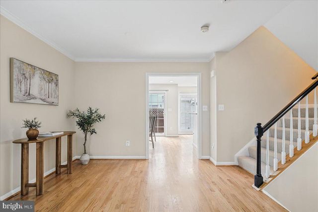 4668 W BRADDOCK RD, Alexandria, VA 22311