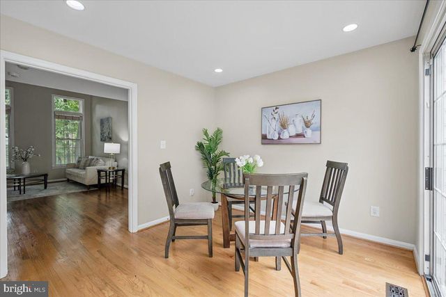 4668 W BRADDOCK RD, Alexandria, VA 22311