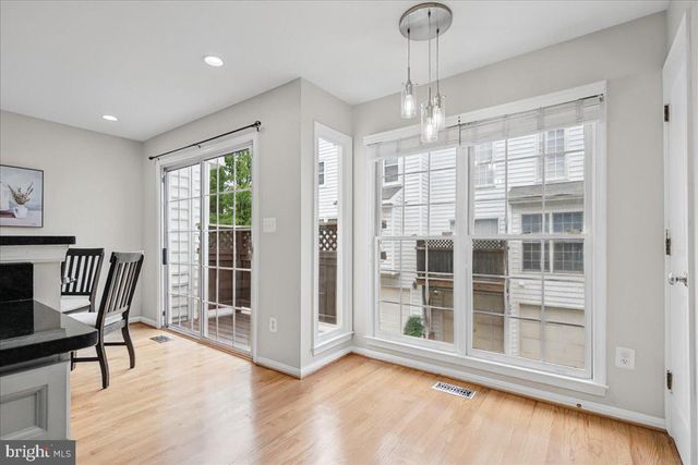 4668 W BRADDOCK RD, Alexandria, VA 22311