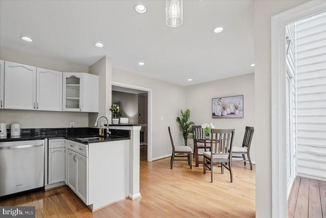 4668 W BRADDOCK RD, Alexandria, VA 22311