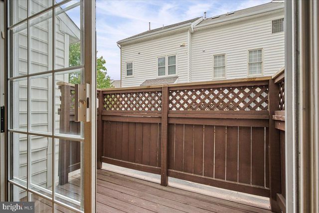 4668 W BRADDOCK RD, Alexandria, VA 22311