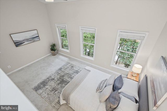 4668 W BRADDOCK RD, Alexandria, VA 22311
