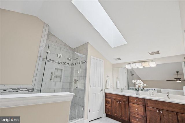 4668 W BRADDOCK RD, Alexandria, VA 22311
