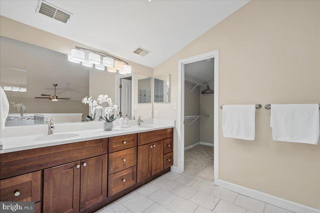 4668 W BRADDOCK RD, Alexandria, VA 22311