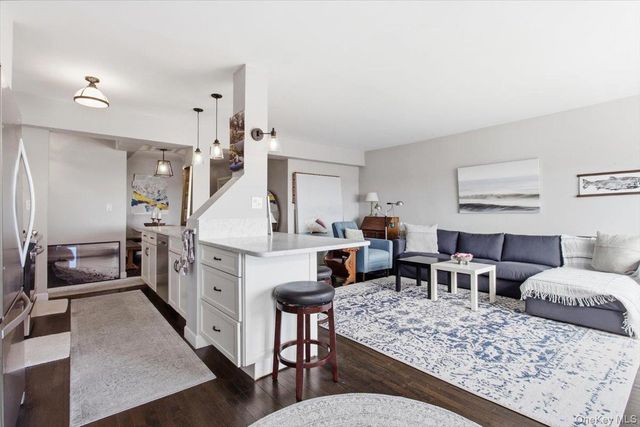 360 Westchester Avenue 622, Port Chester, NY 10573