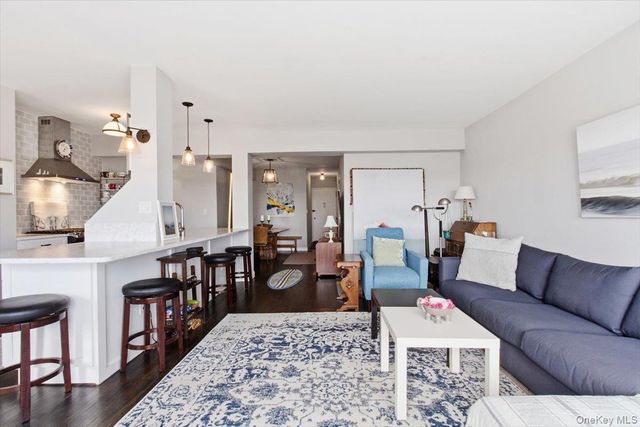 360 Westchester Avenue 622, Port Chester, NY 10573