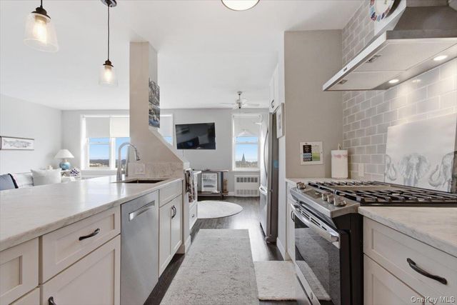 360 Westchester Avenue 622, Port Chester, NY 10573