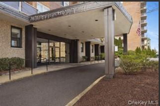 360 Westchester Avenue 622, Port Chester, NY 10573