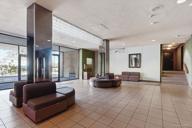 360 Westchester Avenue 622, Port Chester, NY 10573