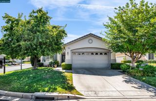 1013 Jay Jay Pl, Brentwood, CA 94513