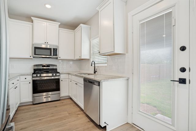 1205 Butler Avenue, Princeton, TX 75407