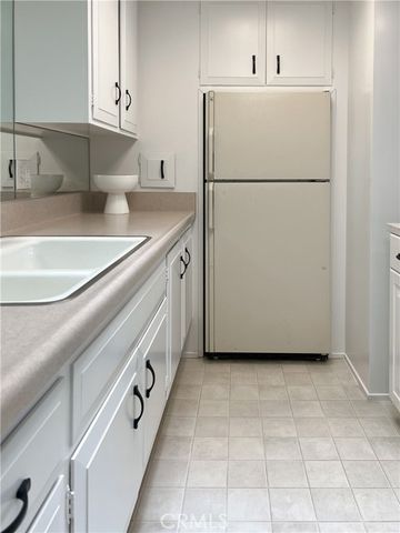 1311 Twin Hills Dr., M12-55D, Seal Beach, CA 90740