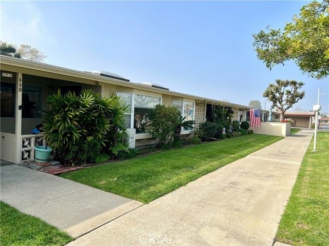 1311 Twin Hills Dr., M12-55D, Seal Beach, CA 90740