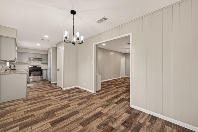 1203 Bernard Avenue, Rosenberg, TX 77471