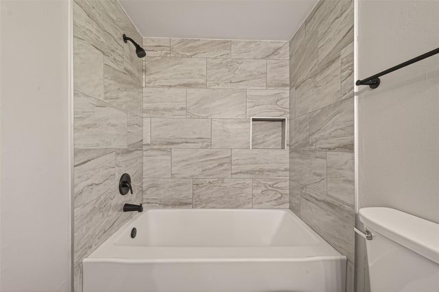 1203 Bernard Avenue, Rosenberg, TX 77471