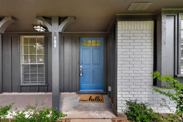 1203 Bernard Avenue, Rosenberg, TX 77471