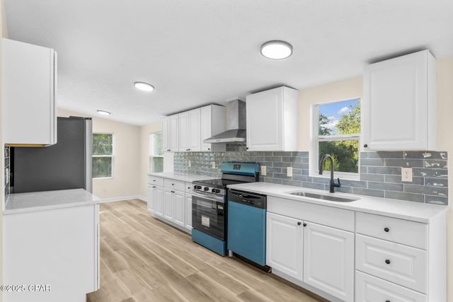 5548 Glens Way Road, Panama City, FL 32404