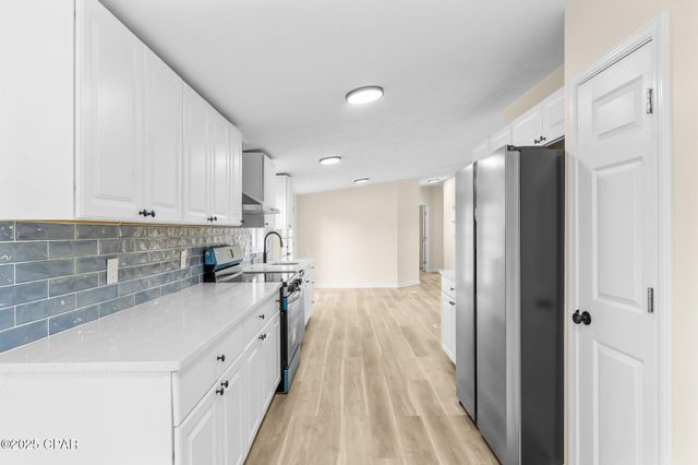 5548 Glens Way Road, Panama City, FL 32404