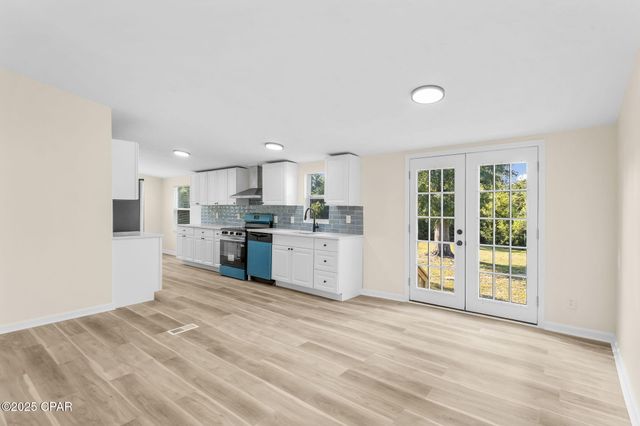 5548 Glens Way Road, Panama City, FL 32404