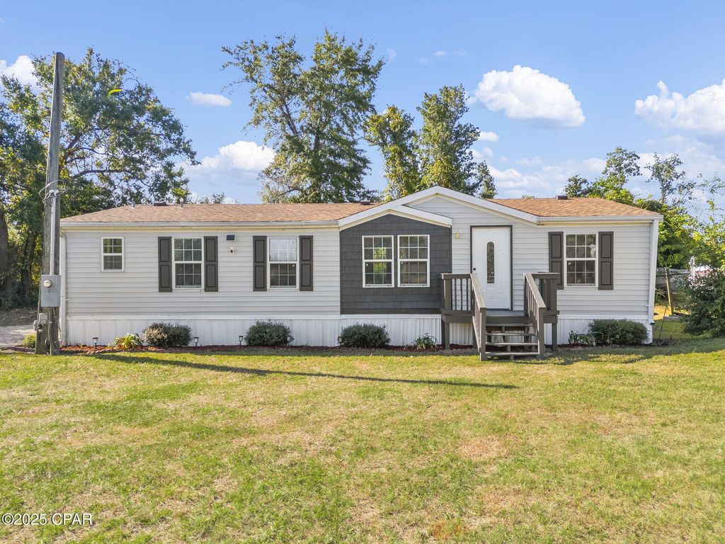 5548 Glens Way Road, Panama City, FL 32404