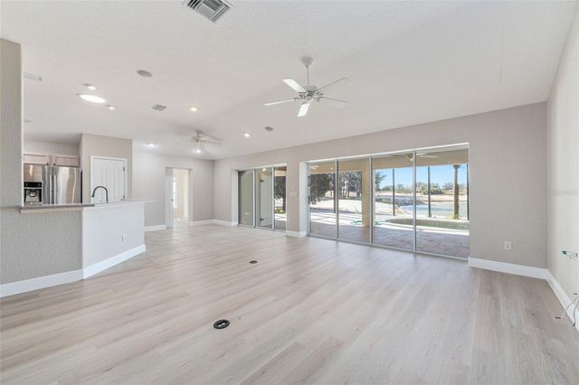 1587 HARTSVILLE TRAIL, The Villages, FL 32162