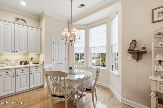 19 Hot Springs Terrace, Barnegat, NJ 08005