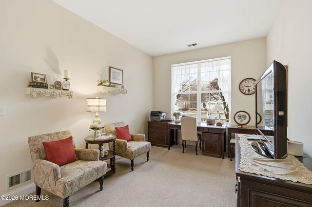 19 Hot Springs Terrace, Barnegat, NJ 08005