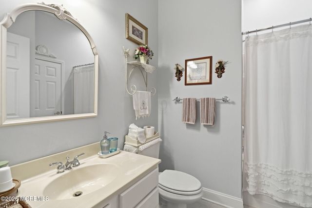 19 Hot Springs Terrace, Barnegat, NJ 08005