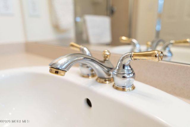 19 Hot Springs Terrace, Barnegat, NJ 08005