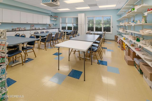 19 Hot Springs Terrace, Barnegat, NJ 08005