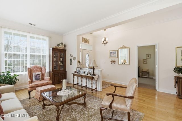 19 Hot Springs Terrace, Barnegat, NJ 08005