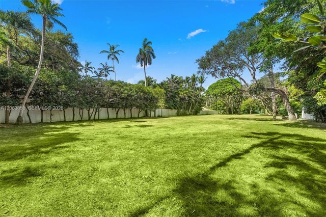 3940 Douglas Road, Miami, FL 33133