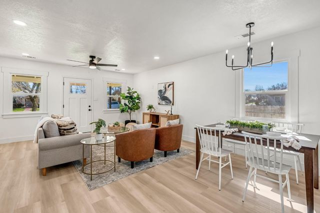 1575 19th Avenue, Kingsburg, CA 93631