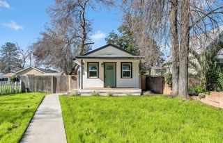 1575 19th Avenue, Kingsburg, CA 93631