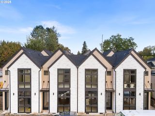 1911 Broadway St 1, Vancouver, WA 98663