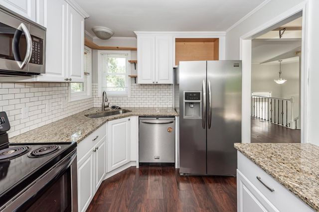 113 Trescott Court, Summerville, SC 29483