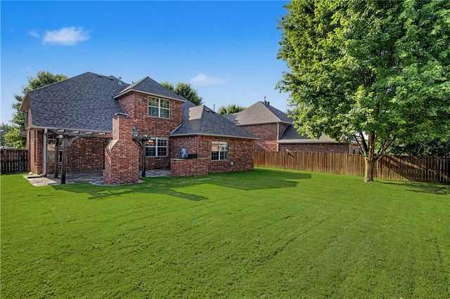 3750 Rock Springs Street, Springdale, AR 72762