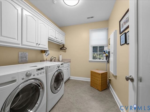 2767 E Maple Grove Ln, Powhatan, VA 23139