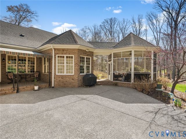 2767 E Maple Grove Ln, Powhatan, VA 23139