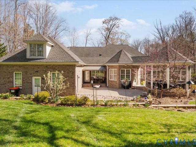 2767 E Maple Grove Ln, Powhatan, VA 23139