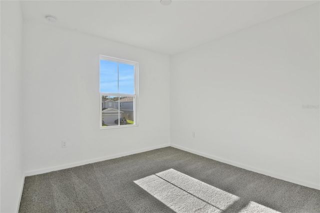 734 LAKE DELL AVENUE, Dundee, FL 33838